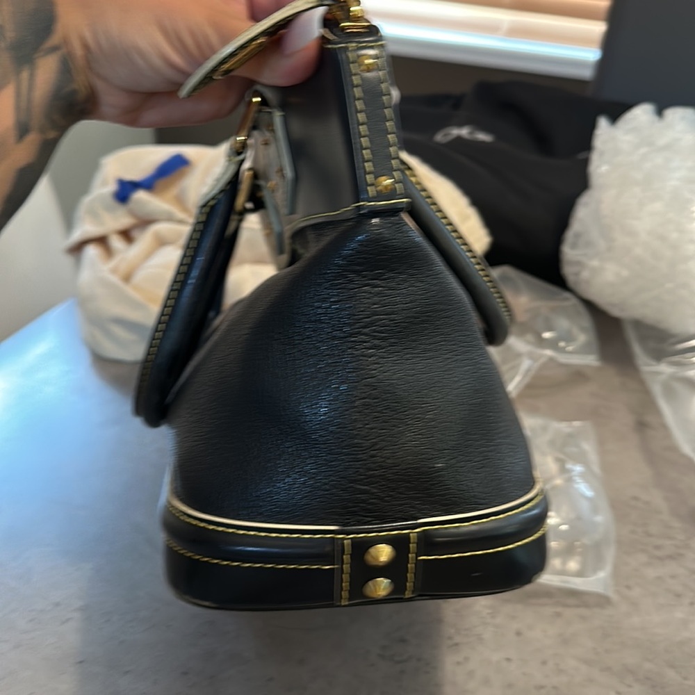 Louis Vuitton lock it - Picture 7 of 8